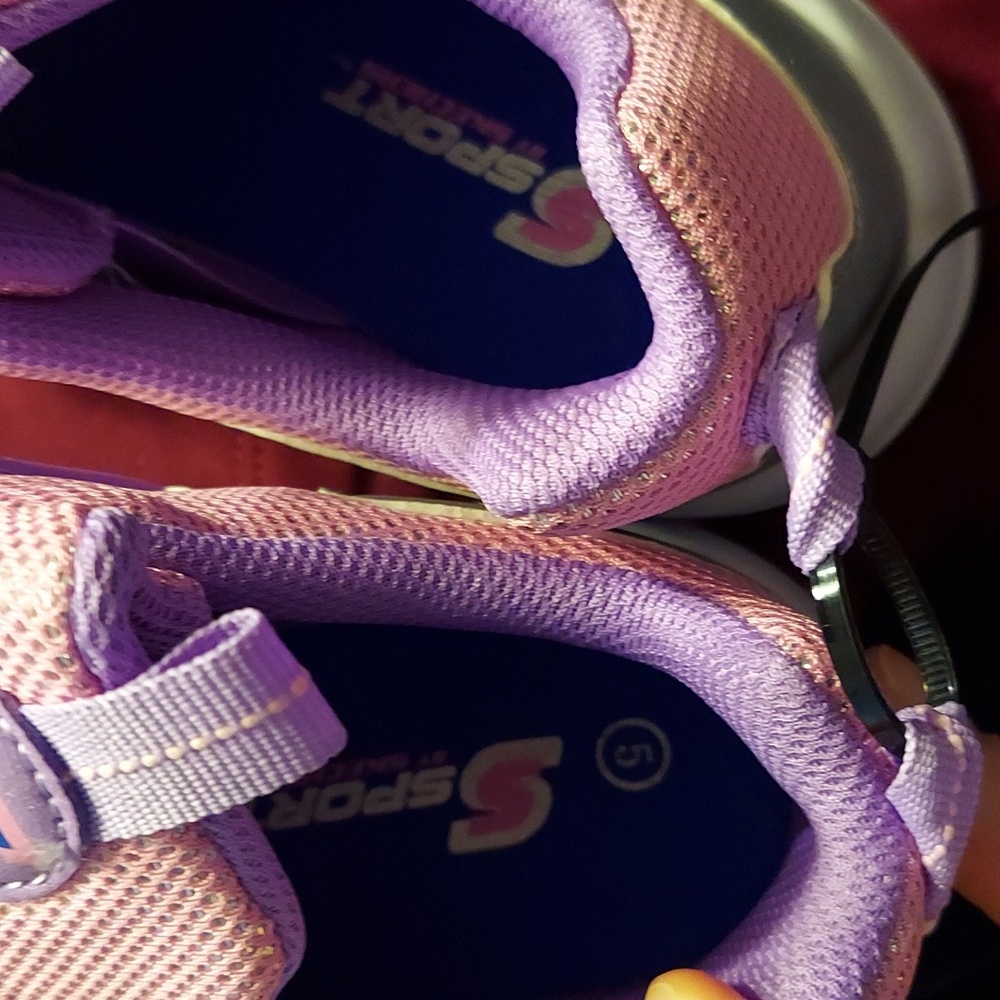 Girls Sketchers Purple and Pink Shoes size 5 - Picture 3 of 3